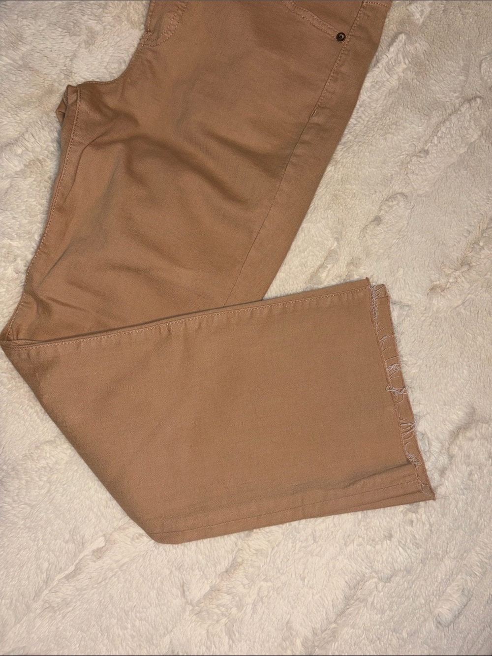 NEW- Express Cropped Flare High-Rise Jeans in Camel Brown Sz 8R - Picture 2 of 9